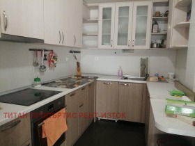 3-СТАЕН, 150 m2 - Holmes.bg 3-СТАЕН, 150 m2