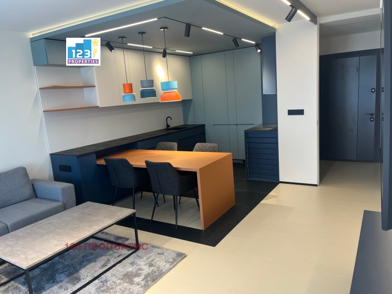 Под наем 2-СТАЕН, град София, Център • 1080 € / 2112.30 лв. • 91757773 1 — Holmes.bg Под наем 2-СТАЕН, град София, Център • 1080 € / 2112.30 лв. • 91757773 1