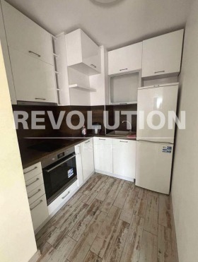 Обява Дава под наем 3-СТАЕН,град Варна, Колхозен пазар