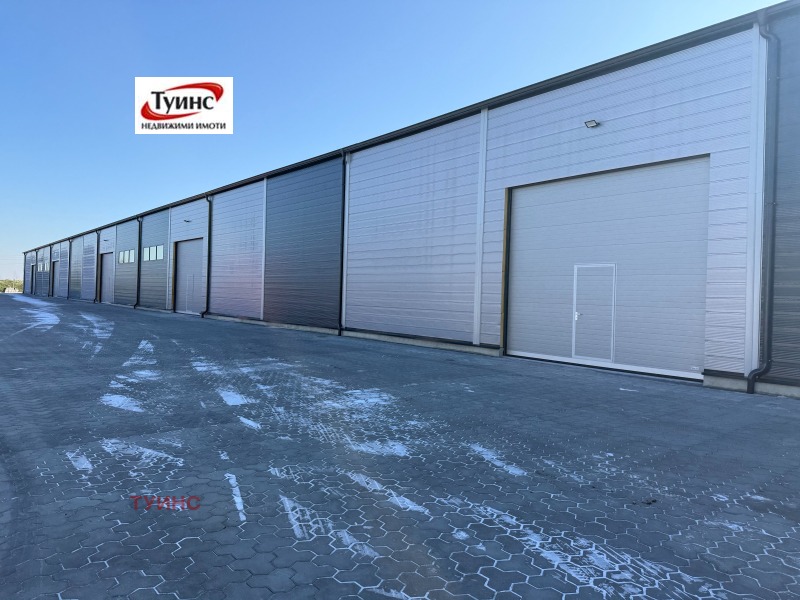 Под наем ПРОМ. ПОМЕЩЕНИЕ, град Пловдив, Индустриална зона - Север • 2000 € / 3911.66 лв. • 69880229 1 — Holmes.bg Под наем ПРОМ. ПОМЕЩЕНИЕ, град Пловдив, Индустриална зона - Север • 2000 € / 3911.66 лв. • 69880229 1