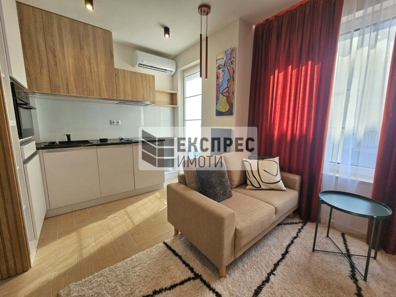 Под наем 2-СТАЕН, град Варна, Център • 600 € • 33824687 1 — Holmes.bg Под наем 2-СТАЕН, град Варна, Център • 600 € • 33824687 1