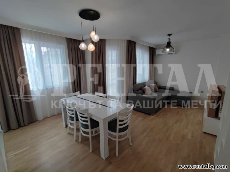 Под наем 3-СТАЕН, град Пловдив, Център • 860 € / 1682.01 лв. • 13439990 1 — Holmes.bg Под наем 3-СТАЕН, град Пловдив, Център • 860 € / 1682.01 лв. • 13439990 1