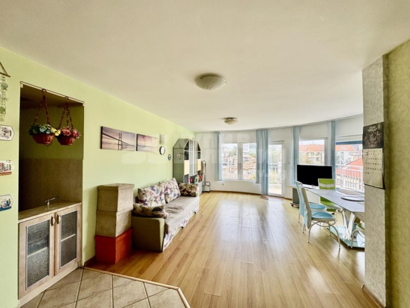 Под наем 4-СТАЕН, град Варна, Център • 1400 € • 13281747 1 — Holmes.bg Под наем 4-СТАЕН, град Варна, Център • 1400 € • 13281747 1