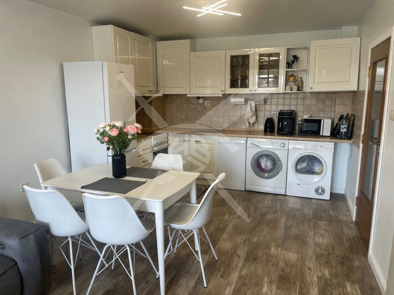 Под наем 2-СТАЕН, град София, Център • 850 € / 1662.46 лв. • 11931522 1 — Holmes.bg Под наем 2-СТАЕН, град София, Център • 850 € / 1662.46 лв. • 11931522 1