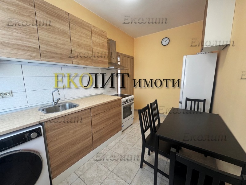 Под наем 3-СТАЕН, град София, Център • 650 € / 1271.29 лв. • 68059652 1 — Holmes.bg Под наем 3-СТАЕН, град София, Център • 650 € / 1271.29 лв. • 68059652 1