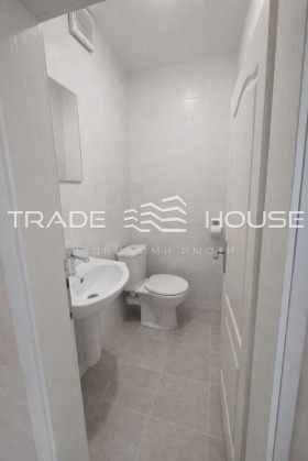 Обява Дава под наем МАГАЗИН,град Пловдив, Кършияка