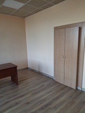 ОФИС, 33 m2 - Holmes.bg ОФИС, 33 m2
