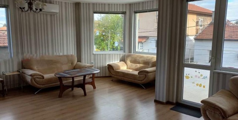 Под наем 2-СТАЕН, град София, Орландовци • 600 € / 1173.50 лв. • 50264334 1 — Holmes.bg Под наем 2-СТАЕН, град София, Орландовци • 600 € / 1173.50 лв. • 50264334 1