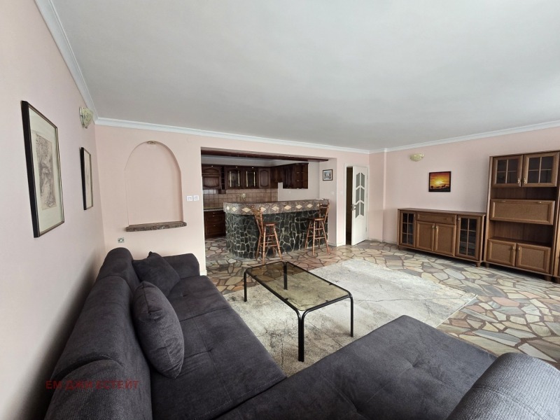 Под наем 3-СТАЕН, град София, Люлин 10 • 620 € / 1212.61 лв. • 10082787 1 — Holmes.bg Под наем 3-СТАЕН, град София, Люлин 10 • 620 € / 1212.61 лв. • 10082787 1