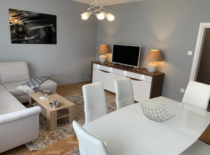 Под наем 3-СТАЕН, град София, Медицинска академия • 1000 € • 11897105 1 — Holmes.bg Под наем 3-СТАЕН, град София, Медицинска академия • 1000 € • 11897105 1