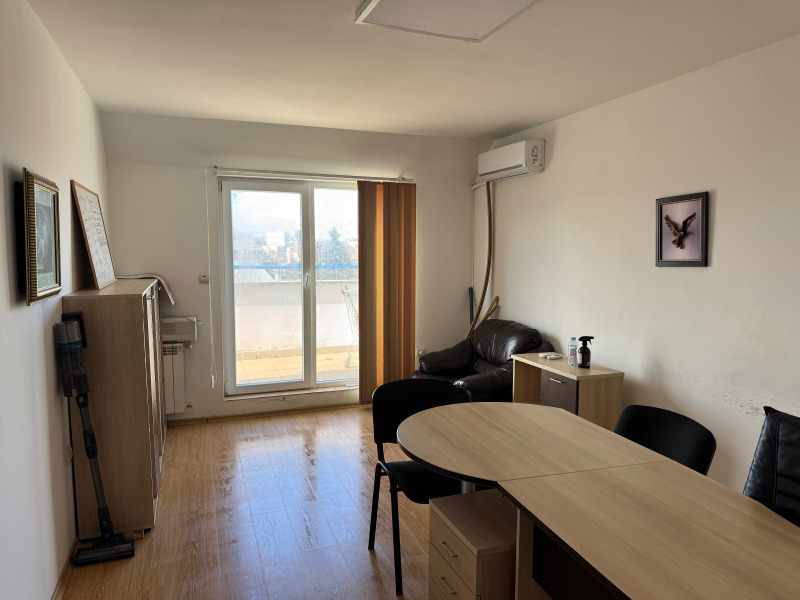 Под наем ОФИС, град София, Хаджи Димитър • 410 € / 801.89 лв. • 35714615 1 — Holmes.bg Под наем ОФИС, град София, Хаджи Димитър • 410 € / 801.89 лв. • 35714615 1