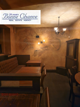 ЗАВЕДЕНИЕ, 450 m2 - Holmes.bg ЗАВЕДЕНИЕ, 450 m2