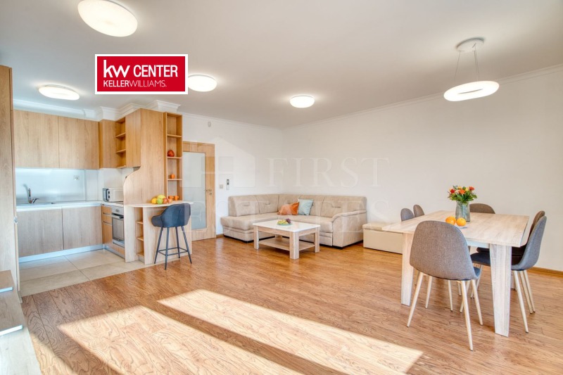 Под наем 3-СТАЕН, град София, Изгрев • 1250 € / 2444.79 лв. • 17513659 1 — Holmes.bg Под наем 3-СТАЕН, град София, Изгрев • 1250 € / 2444.79 лв. • 17513659 1