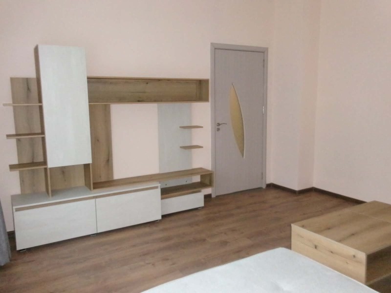Под наем 2-СТАЕН, град София, Иван Вазов • 650 € • 85572026 1 — Holmes.bg Под наем 2-СТАЕН, град София, Иван Вазов • 650 € • 85572026 1