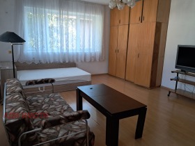 ЕТАЖ ОТ КЪЩА, 55 m2 - Holmes.bg ЕТАЖ ОТ КЪЩА, 55 m2