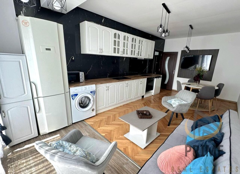 Под наем 3-СТАЕН, град Бургас, Център • 600 € / 1173.50 лв. • 79553624 1 — Holmes.bg Под наем 3-СТАЕН, град Бургас, Център • 600 € / 1173.50 лв. • 79553624 1