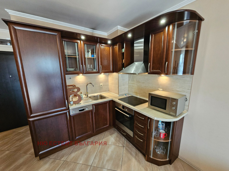 Под наем 3-СТАЕН, град София, Гео Милев • 900 € • 10249091 1 — Holmes.bg Под наем 3-СТАЕН, град София, Гео Милев • 900 € • 10249091 1