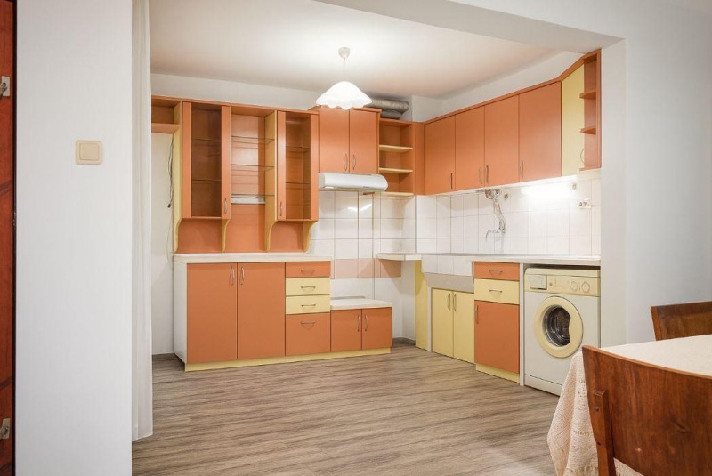 Под наем 2-СТАЕН, град Варна, Автогара • 360 € / 704.10 лв. • 87106498 1 — Holmes.bg Под наем 2-СТАЕН, град Варна, Автогара • 360 € / 704.10 лв. • 87106498 1