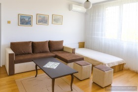 3-СТАЕН, 70 m2 - Holmes.bg 3-СТАЕН, 70 m2