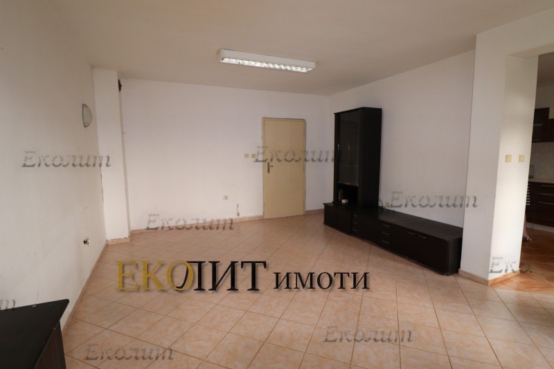 Под наем ОФИС, град София, Манастирски ливади • 650 € • 64107085 1 — Holmes.bg Под наем ОФИС, град София, Манастирски ливади • 650 € • 64107085 1