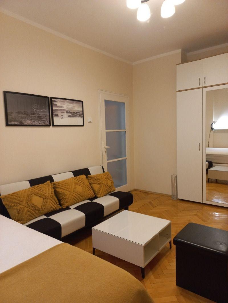 Под наем 2-СТАЕН, град София, Иван Вазов • 599 € / 1171.54 лв. • 26799555 1 — Holmes.bg Под наем 2-СТАЕН, град София, Иван Вазов • 599 € / 1171.54 лв. • 26799555 1