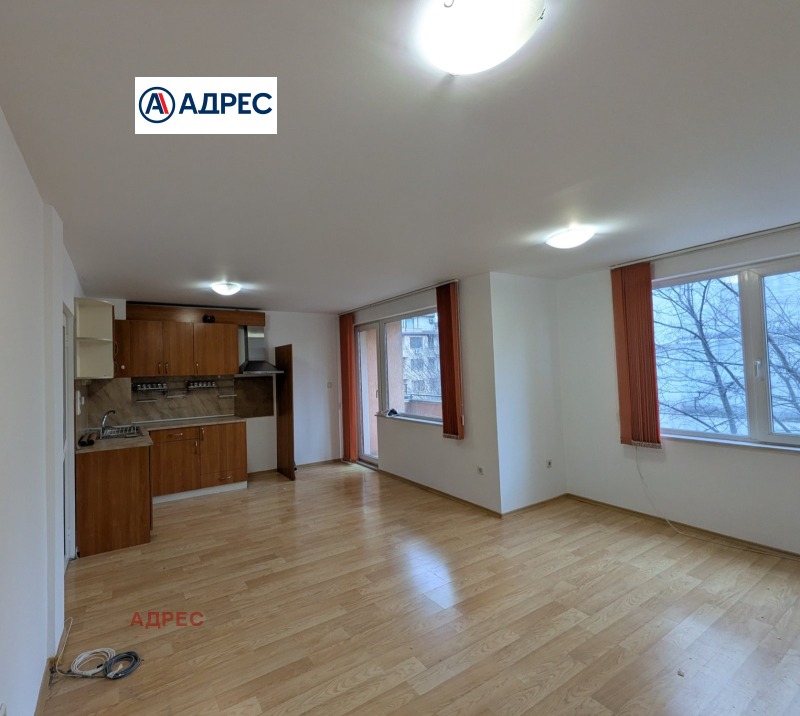 Под наем 3-СТАЕН, град Варна, Гранд Мол • 450 € / 880.12 лв. • 12425562 1 — Holmes.bg Под наем 3-СТАЕН, град Варна, Гранд Мол • 450 € / 880.12 лв. • 12425562 1