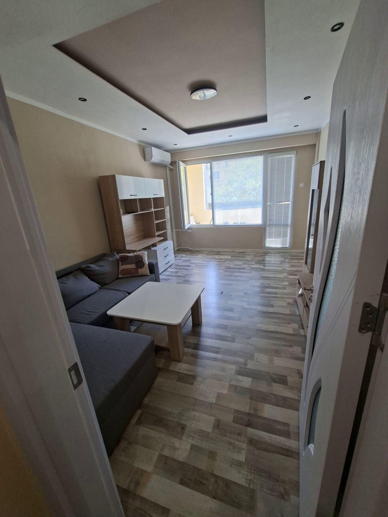 Под наем 2-СТАЕН, град София, Дружба 1 • 650 € / 1271.29 лв. • 85401748 1 — Holmes.bg Под наем 2-СТАЕН, град София, Дружба 1 • 650 € / 1271.29 лв. • 85401748 1