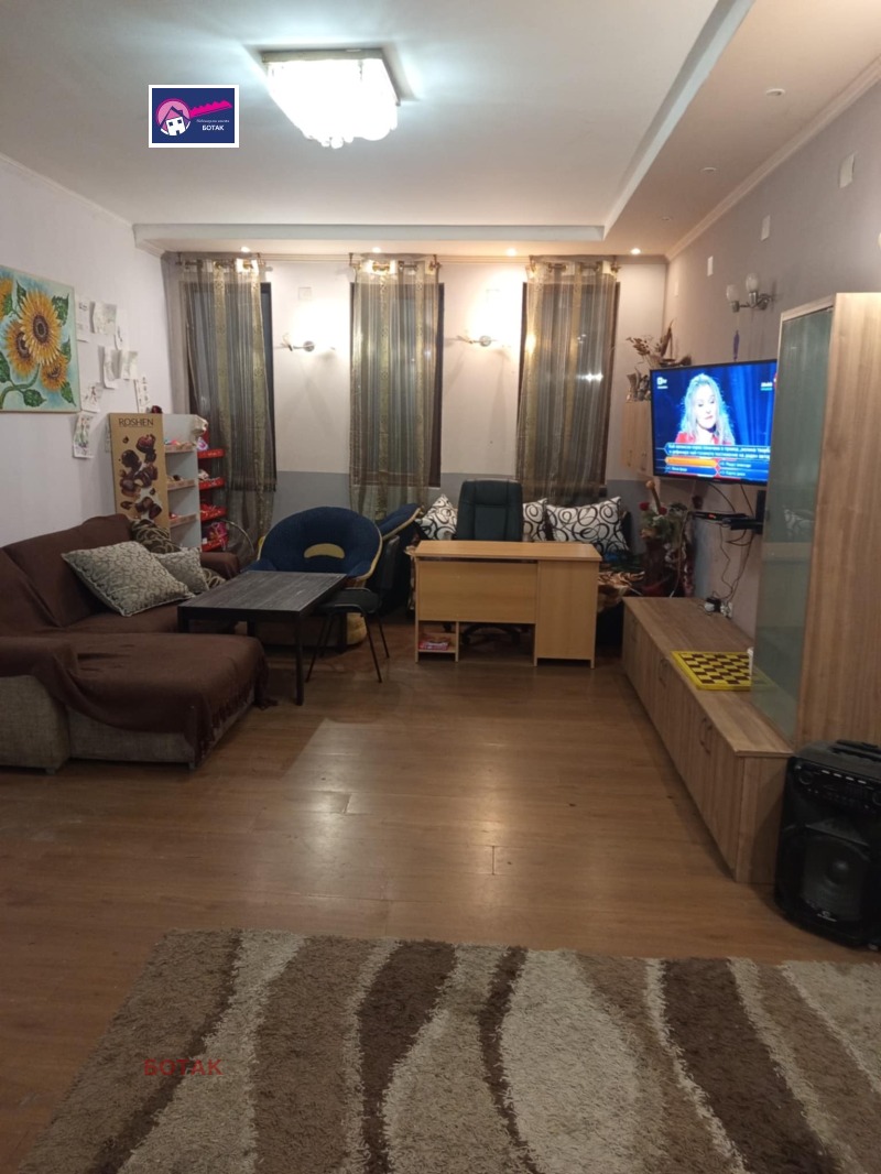 Под наем СТАЯ, област Пазарджик, с. Варвара • 200 € / 391.17 лв. • 32510206 1 — Holmes.bg Под наем СТАЯ, област Пазарджик, с. Варвара • 200 € / 391.17 лв. • 32510206 1