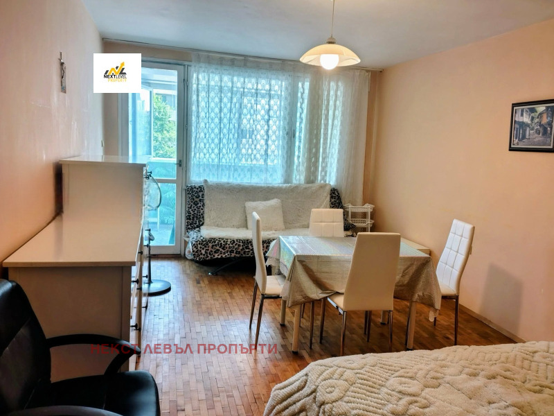 Под наем 3-СТАЕН, град София, Овча купел • 550 € / 1075.71 лв. • 96604135 1 — Holmes.bg Под наем 3-СТАЕН, град София, Овча купел • 550 € / 1075.71 лв. • 96604135 1
