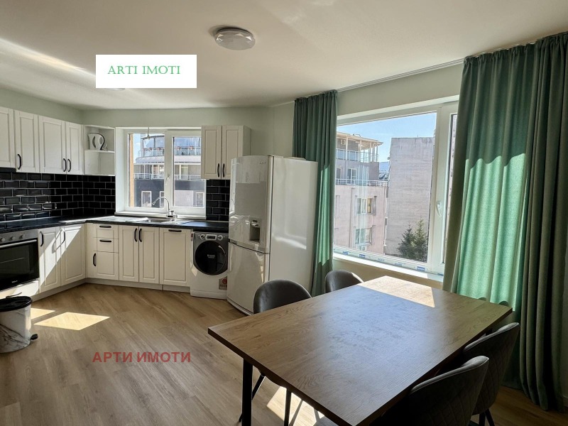 Под наем 3-СТАЕН, град София, Студентски град • 900 € / 1760.25 лв. • 66118414 1 — Holmes.bg Под наем 3-СТАЕН, град София, Студентски град • 900 € / 1760.25 лв. • 66118414 1