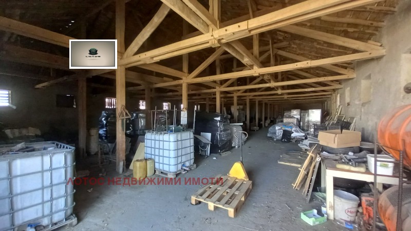 Под наем СКЛАД, област Велико Търново, с. Балван • 1070 € • 32559158 1 — Holmes.bg Под наем СКЛАД, област Велико Търново, с. Балван • 1070 € • 32559158 1