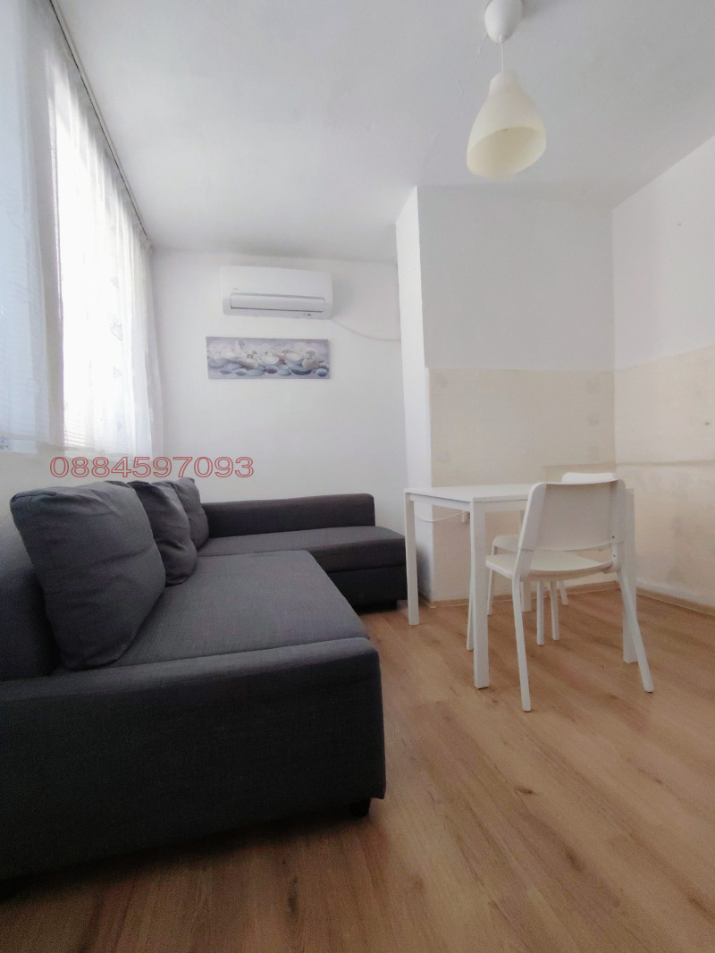 Под наем 2-СТАЕН, град Бургас, Лазур • 750 лв. / 383.47 € • 29686832 1 — Holmes.bg Под наем 2-СТАЕН, град Бургас, Лазур • 750 лв. / 383.47 € • 29686832 1