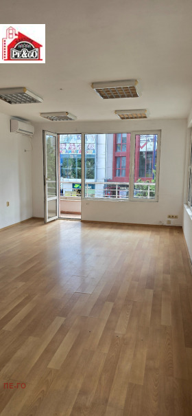 ОФИС, 25 m2 - Holmes.bg ОФИС, 25 m2