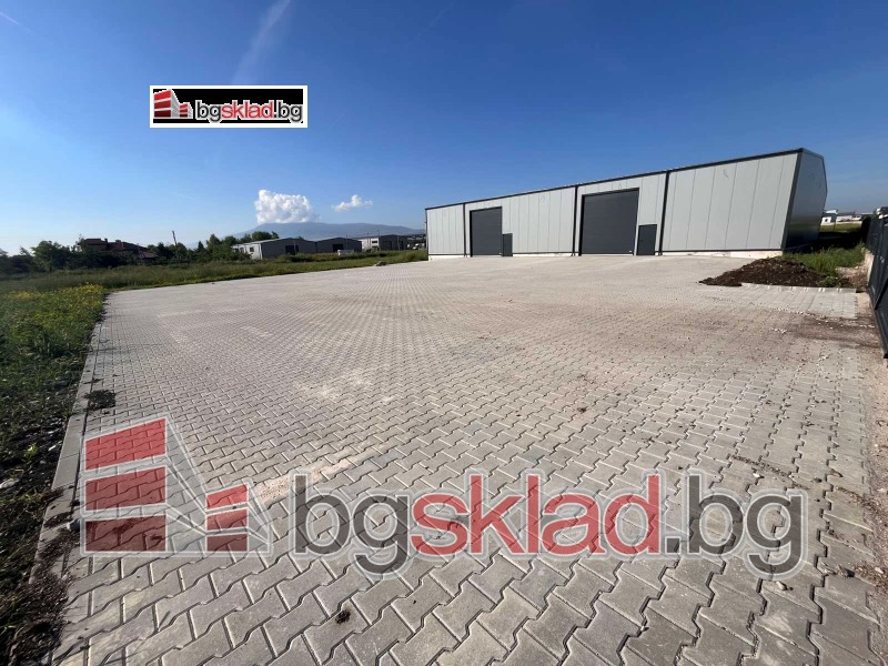 Под наем СКЛАД, област София, с. Гурмазово • 5060 € / 9896.50 лв. • 13237571 1 — Holmes.bg Под наем СКЛАД, област София, с. Гурмазово • 5060 € / 9896.50 лв. • 13237571 1