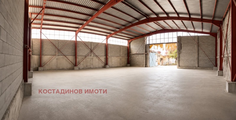 Под наем СКЛАД, област Пловдив, с. Цалапица • 1200 € / 2347.00 лв. • 52049635 1 — Holmes.bg Под наем СКЛАД, област Пловдив, с. Цалапица • 1200 € / 2347.00 лв. • 52049635 1