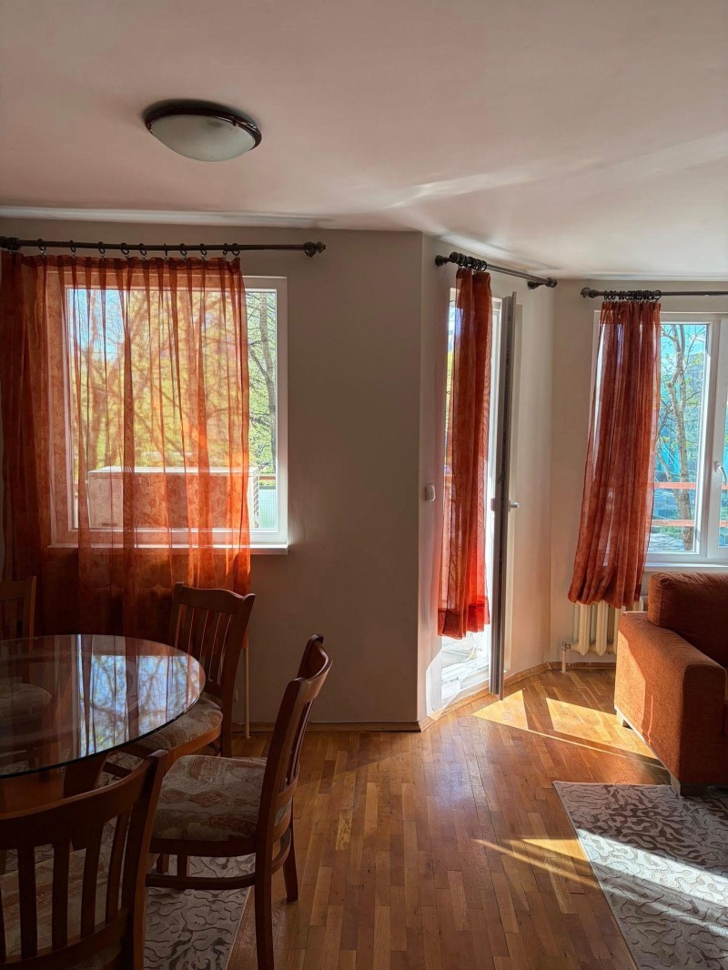 Под наем 2-СТАЕН, град София, Стрелбище • 550 € / 1075.71 лв. • 40217285 1 — Holmes.bg Под наем 2-СТАЕН, град София, Стрелбище • 550 € / 1075.71 лв. • 40217285 1