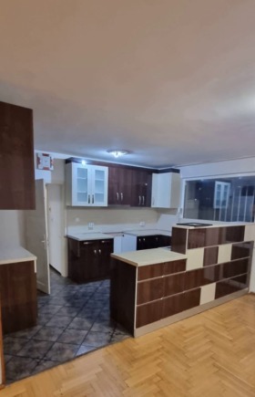 МНОГОСТАЕН, 200 m2 - Holmes.bg МНОГОСТАЕН, 200 m2