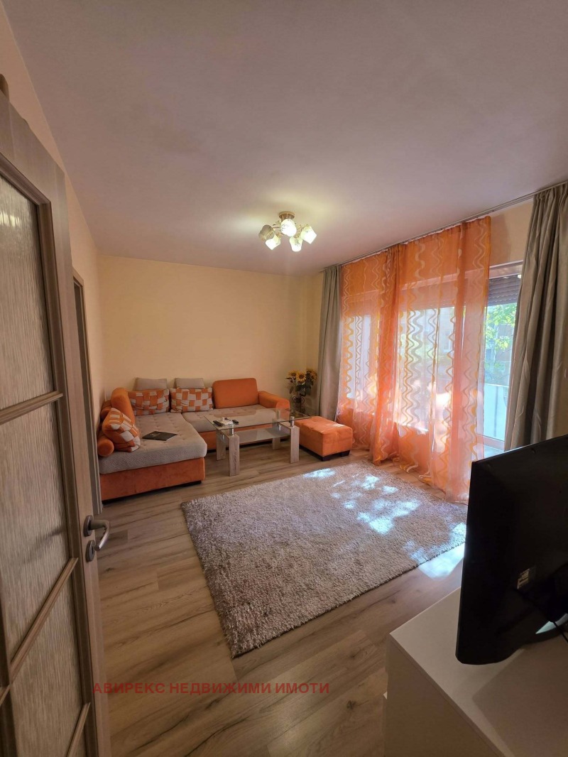 Под наем 3-СТАЕН, град Пловдив, Тракия • 540 € • 49065486 1 — Holmes.bg Под наем 3-СТАЕН, град Пловдив, Тракия • 540 € • 49065486 1