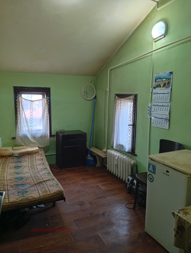 Под наем АТЕЛИЕ, ТАВАН, град София, Гео Милев • 160 € / 312.93 лв. • 20508660 1 — Holmes.bg Под наем АТЕЛИЕ, ТАВАН, град София, Гео Милев • 160 € / 312.93 лв. • 20508660 1