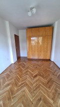 Под наем 4-СТАЕН, град София, Гео Милев • 799 € • 64716642 11 — Holmes.bg Под наем 4-СТАЕН, град София, Гео Милев • 799 € • 64716642 11