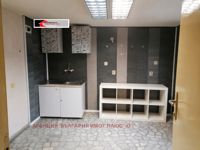 Под наем ОФИС, град София, Белите брези • 350 € / 684.54 лв. • 81887508 1 — Holmes.bg Под наем ОФИС, град София, Белите брези • 350 € / 684.54 лв. • 81887508 1