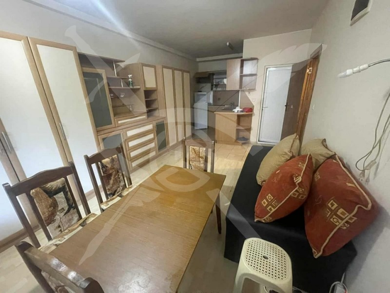 Дава под Наем 1-стаен в град Варна, Виница, 35 кв.м, 250 € – 488,96 лв.