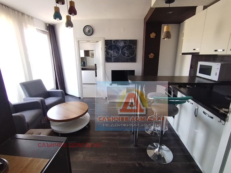 Под наем 2-СТАЕН, град Шумен, Център • 350 € / 684.54 лв. • 33221218 1 — Holmes.bg Под наем 2-СТАЕН, град Шумен, Център • 350 € / 684.54 лв. • 33221218 1