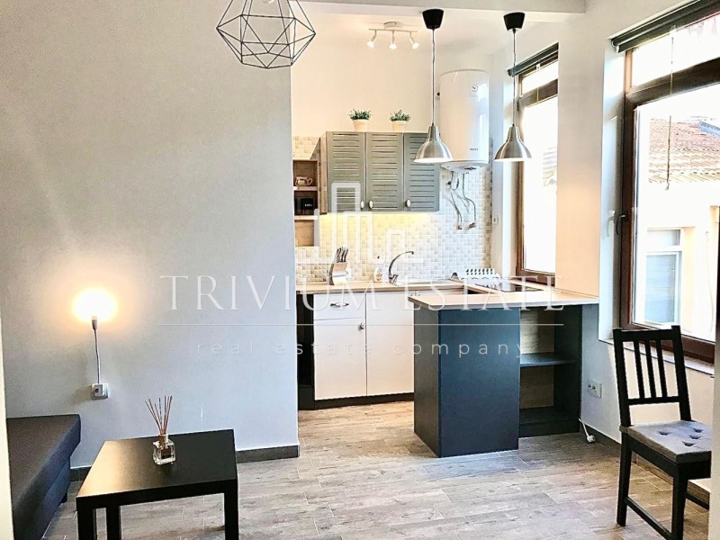 Под наем 1-СТАЕН, град Пловдив, Център • 400 € • 12163284 1 — Holmes.bg Под наем 1-СТАЕН, град Пловдив, Център • 400 € • 12163284 1