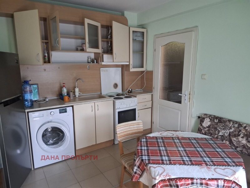 Под наем 2-СТАЕН, град Варна, Лятно кино Тракия • 290 € / 567.19 лв. • 92233276 1 — Holmes.bg Под наем 2-СТАЕН, град Варна, Лятно кино Тракия • 290 € / 567.19 лв. • 92233276 1