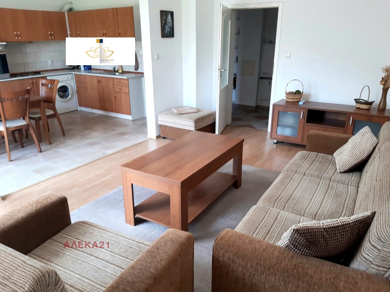 Под наем 2-СТАЕН, град София, Редута • 550 € / 1075.71 лв. • 95857917 1 — Holmes.bg Под наем 2-СТАЕН, град София, Редута • 550 € / 1075.71 лв. • 95857917 1