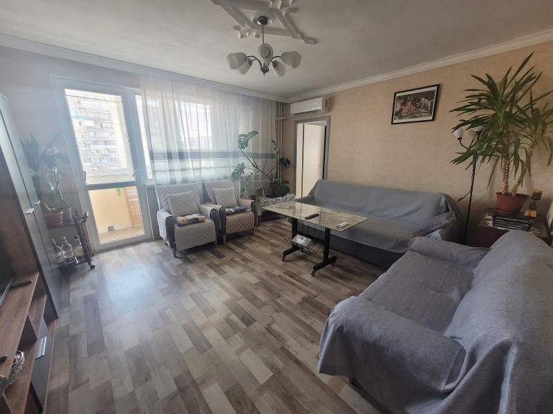 Под наем 2-СТАЕН, град Плевен, Идеален център • 450 € • 71384563 1 — Holmes.bg Под наем 2-СТАЕН, град Плевен, Идеален център • 450 € • 71384563 1