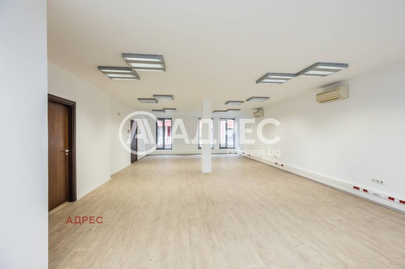 Под наем ОФИС, град Варна, Център • 1500 € / 2933.74 лв. • 30554122 1 — Holmes.bg Под наем ОФИС, град Варна, Център • 1500 € / 2933.74 лв. • 30554122 1