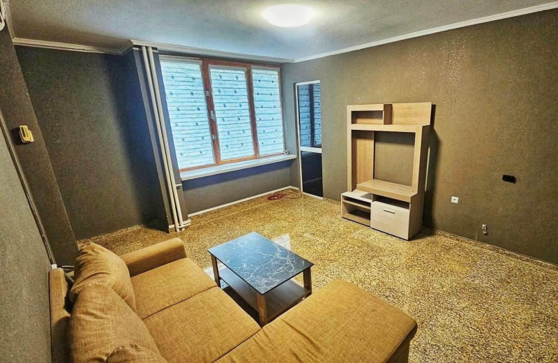 Под наем 2-СТАЕН, град София, Зона Б-5 • 650 € / 1271.29 лв. • 83550303 1 — Holmes.bg Под наем 2-СТАЕН, град София, Зона Б-5 • 650 € / 1271.29 лв. • 83550303 1