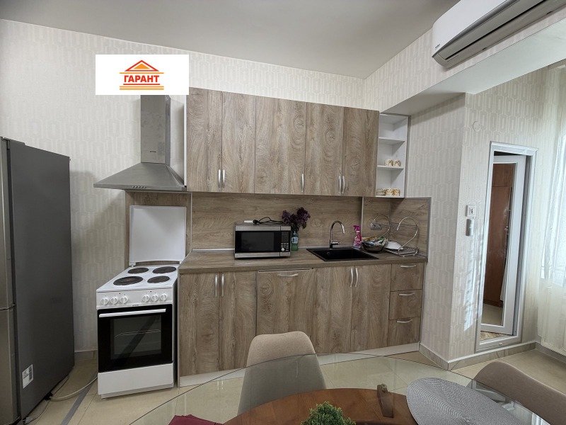 Под наем 3-СТАЕН, град Плевен, Идеален център • 650 € • 83020628 1 — Holmes.bg Под наем 3-СТАЕН, град Плевен, Идеален център • 650 € • 83020628 1